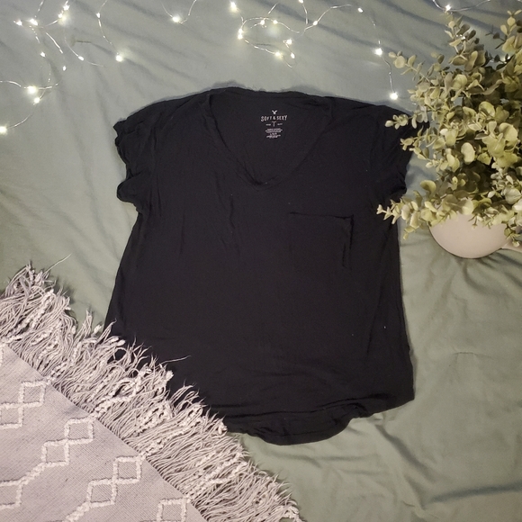 Soft & Sexy Black V Neck Tee with Pocket - Picture 1 of 2